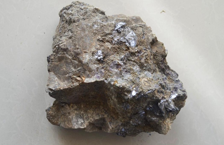 秘魯鉬礦進口報關(guān)公司