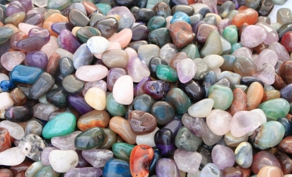 柬埔寨進(jìn)口報(bào)關(guān)公司哪家好？柬埔寨半寶石清關(guān)流程