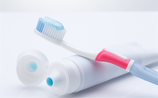 進口牙膏清關(guān)代理方面的知識,臻力想與您嘮一嘮 牙膏進口清關(guān)代理